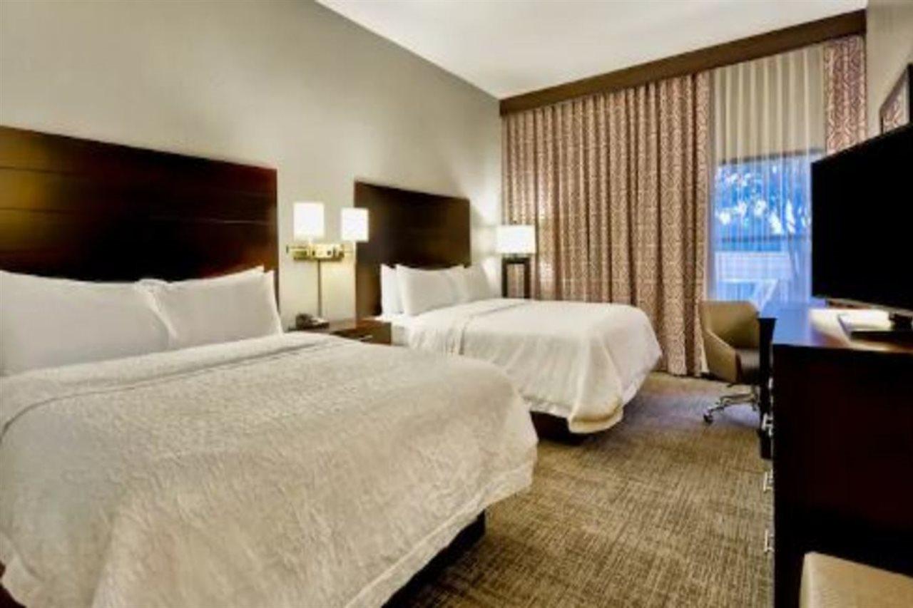 Hampton Inn Starkville Ngoại thất bức ảnh