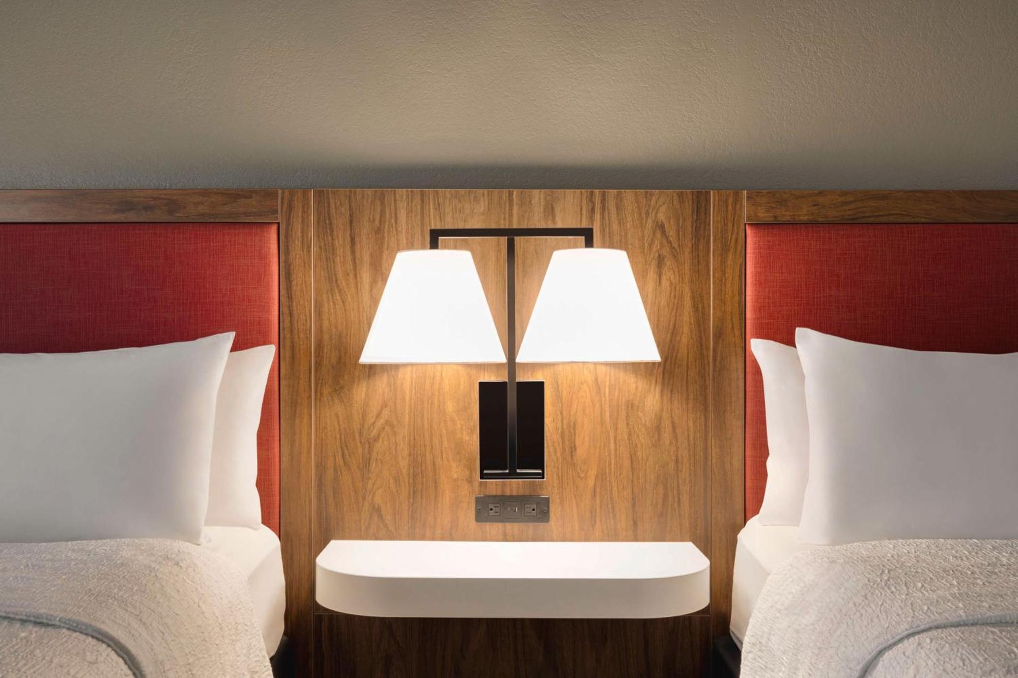 Hampton Inn Starkville Ngoại thất bức ảnh