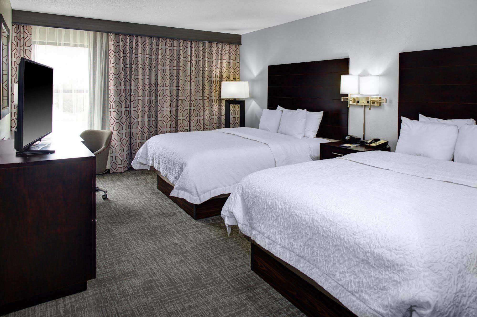 Hampton Inn Starkville Ngoại thất bức ảnh