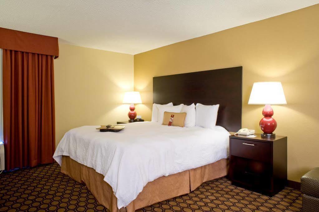 Hampton Inn Starkville Ngoại thất bức ảnh