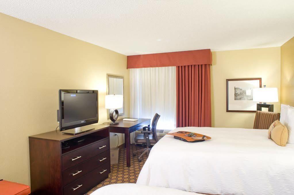 Hampton Inn Starkville Ngoại thất bức ảnh