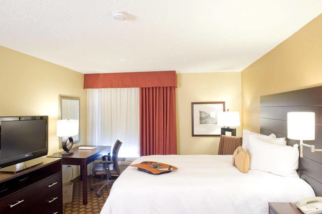 Hampton Inn Starkville Ngoại thất bức ảnh