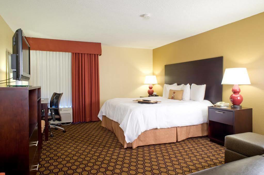 Hampton Inn Starkville Ngoại thất bức ảnh
