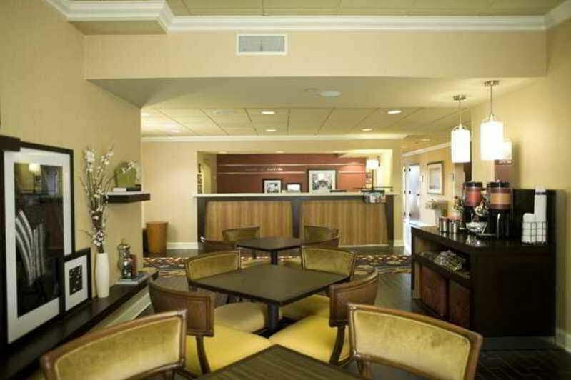 Hampton Inn Starkville Ngoại thất bức ảnh